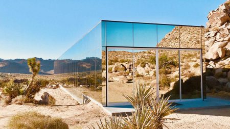 the invisible mirror house
